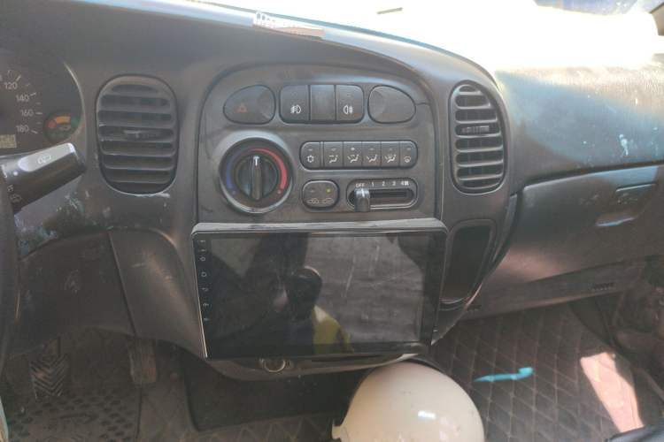 Used JAC Group Refine 2012 2.0L Timeless Edition HFC4GA3
