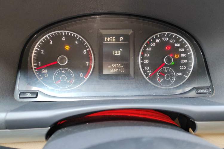 Used Volkswagen Touran 2011 1.4T DSG Zhiya Edition 5 Seats Instrument Cluster