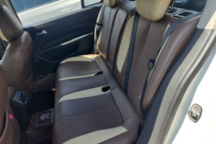 Used Peugeot 408 2014 1.8L Automatic Luxury Edition Left Rear Seat