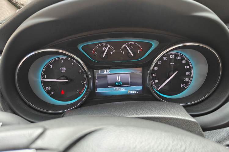 Used Buick Envision 2015 20T Two-Wheel-Drive Elite Model
