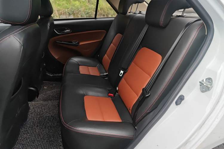 Used Geely Auto Diamond 2016 1.5L Manual Elite Edition
