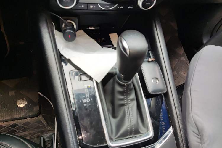 Used Mazda CX-5 2022 2.0L Automatic Two-Wheel Drive Zhiya Version Gear Lever