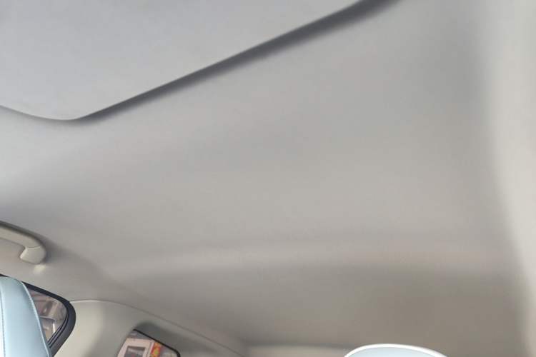 Used Chery QQ Little Ant 2024 Refreshed Version Youth Edition 321 km Beloved Edition 29.23 kWh Headliner