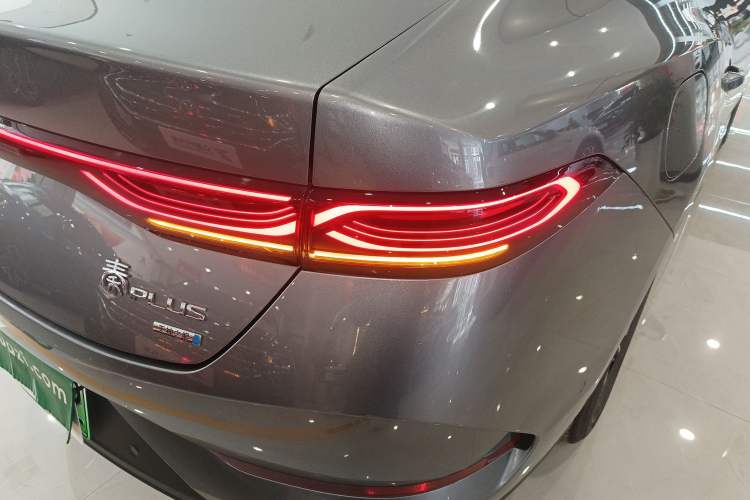 Used BYD Qin PLUS 2025 DM-i Smart Drive 120KM Superior Model