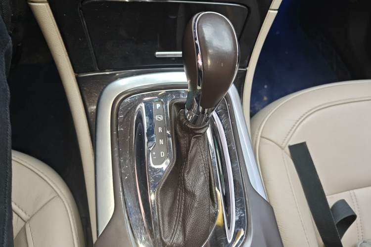 Used Buick Regal 2014 2.0L Elite Fashion Edition