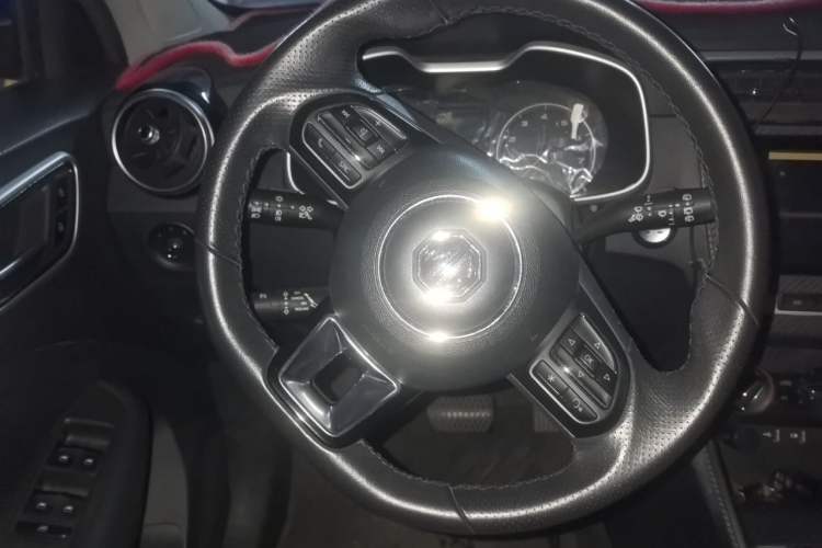Used MG ZS 2017 1.5L Automatic Luxury Edition