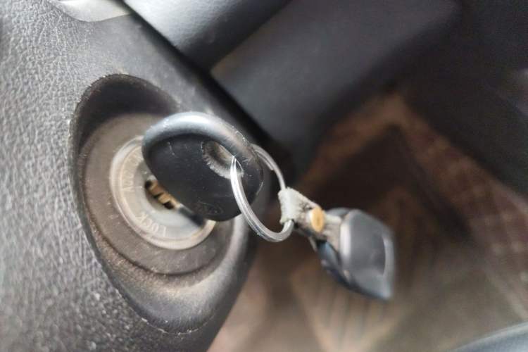 Used Kia Forte 2011 1.6L MT GLS Vehicle Key