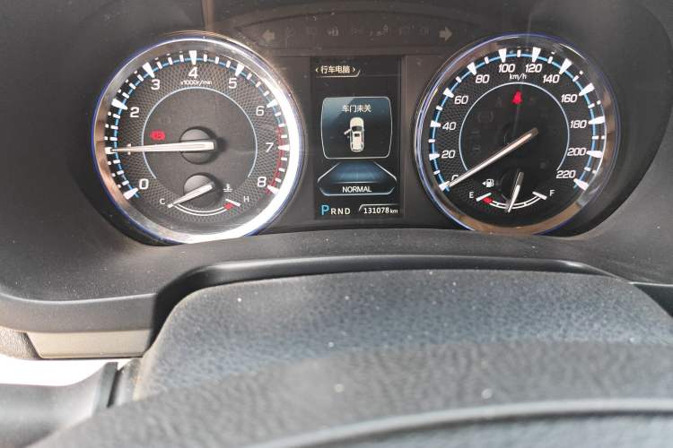 Used Changan CS95 2017 2.0T Two-Wheel Drive Zhiyuan Edition