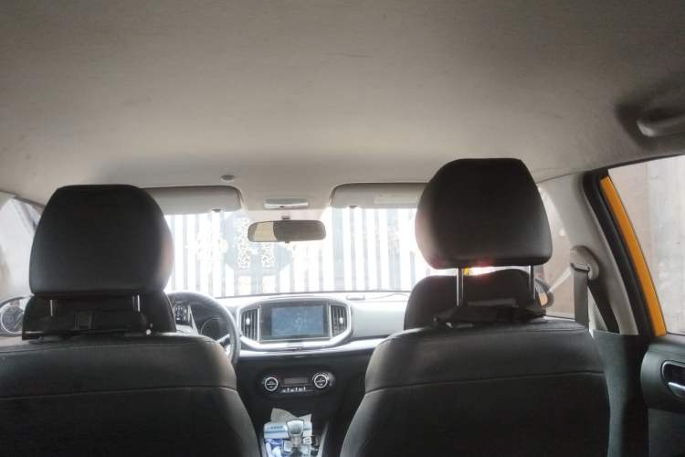 Used Kia kx1 Stonic 2019 1.4L Automatic Fun Edition China VI