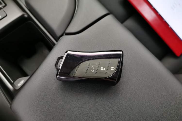 Used Lexus ES 2020 200 Excellence Edition
