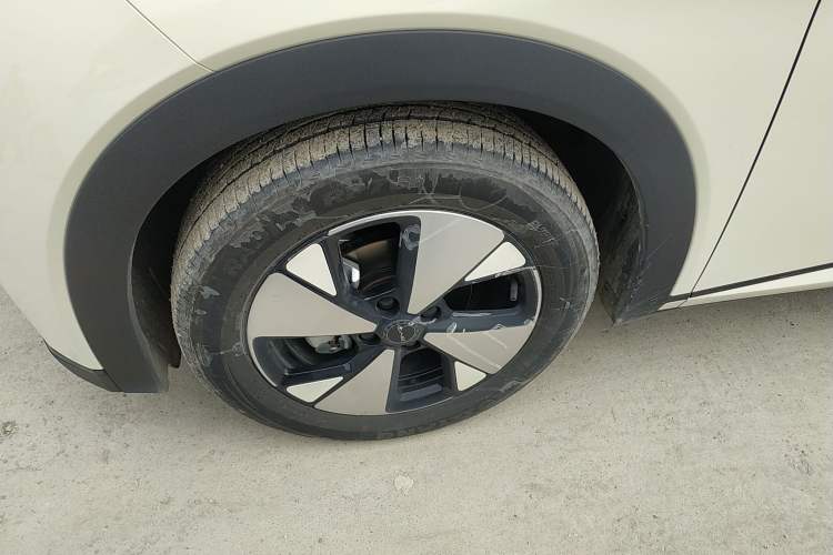 Used BYD Dolphin 2023 420 km Fashion Edition
