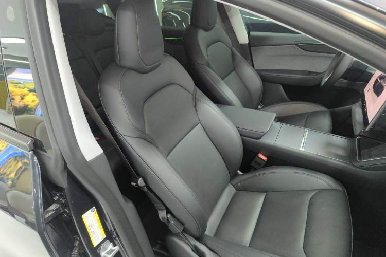 Used Tesla Model Y 2026 Model Long-Range Rear-Wheel-Drive Version
