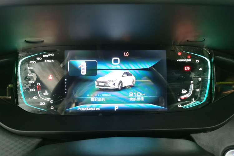 Used Dongfeng Aeolus Yixuan MAX 2023 1.5T Super-Powered Dad Edition