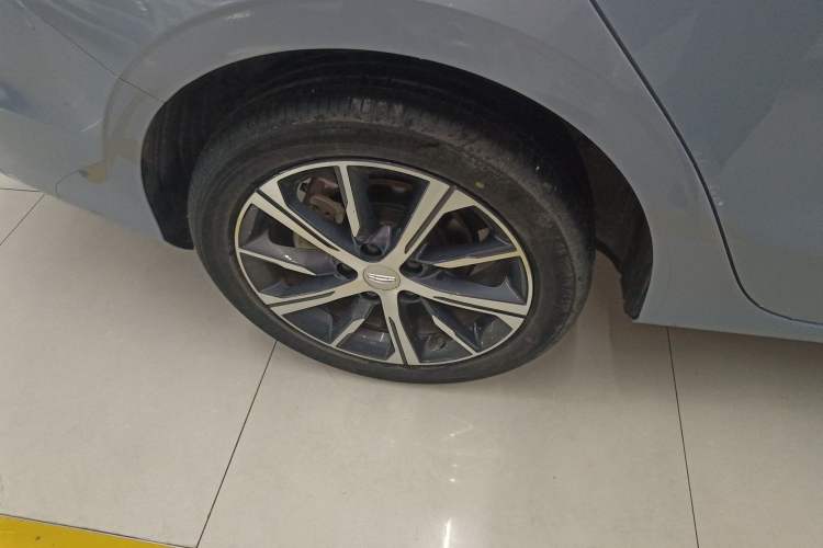 Used Geely Auto Emgrand 2023 4th Generation Champion Edition 1.5L CVT Prestige Model Exterior 5