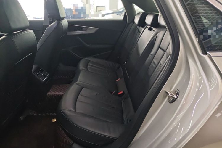Used Audi A4L 2018 30th Anniversary Edition 40 TFSI Trendy Model Left Rear Seat