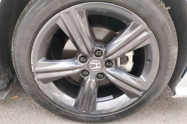 Used Honda Inspire 2023 260TURBO Deluxe Edition Right Front Wheel Hub