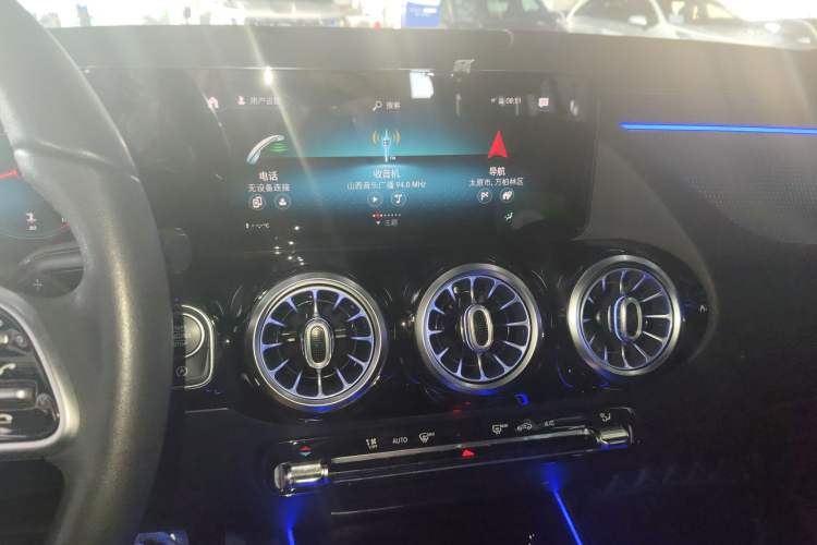 Used Mercedes-Benz GLA 2020 GLA 200 Audio And AC Panel