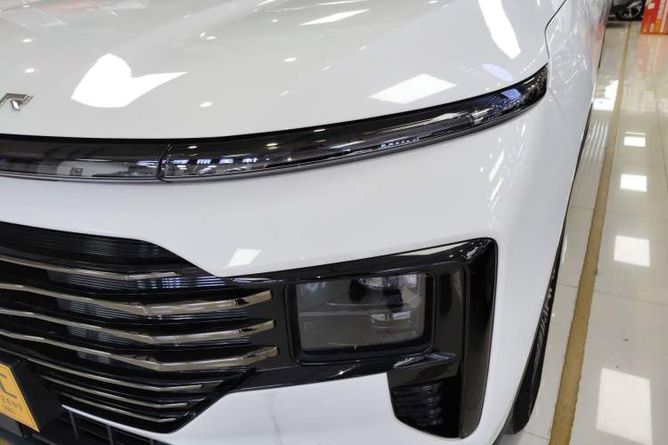 Used JETOUR X70 PLUS 2025 1.5T Luxury Dynamic Edition 5 Seats
