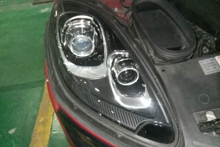 Used Porsche Macan 2017 Macan 2.0T Right Front Headlight