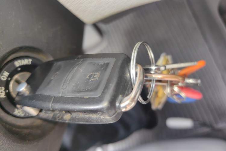 Used Baojun 630 2013 1.5L manual standard version