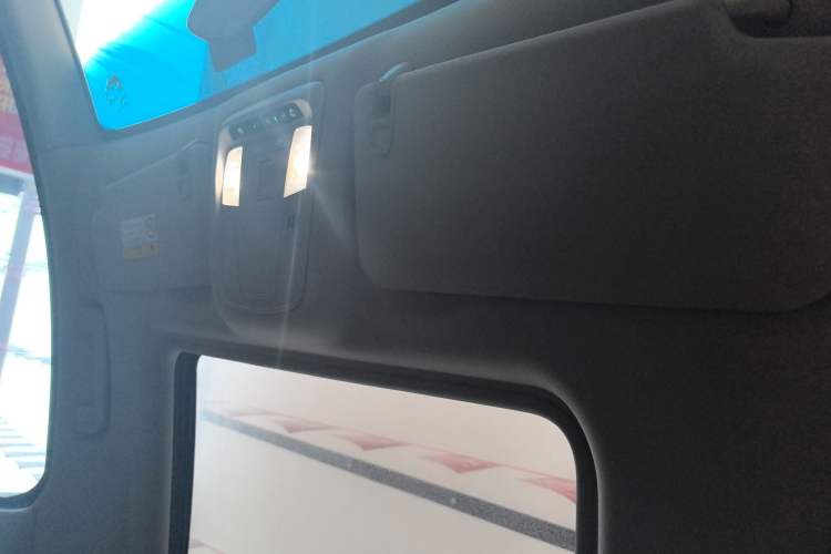 Used Buick GL8 2018 ES 28T Comfort Model China VI Standard
