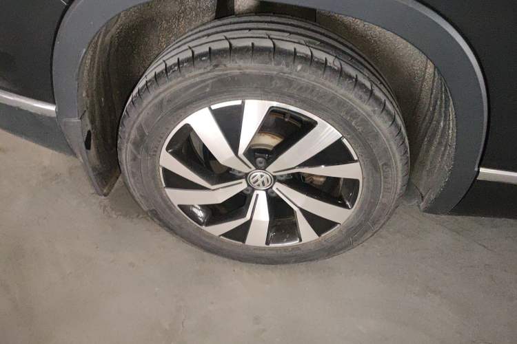 Used Volkswagen Tayron 2020 330TSI Two-Wheel Drive Luxury Smart Connectivity Version
