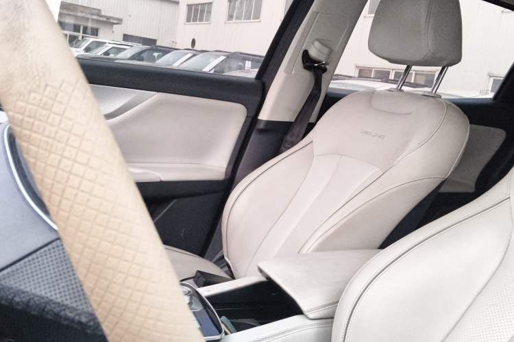 Used BAIC Beijing X7 PHEV 2020 PHEV Trendy Edition Left Front Seat