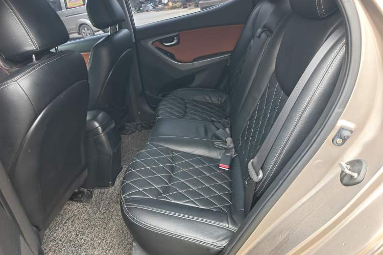 Used Hyundai Elantra (5th Generation / Langdong) 2015 1.6L Automatic Leading Model Left Rear Seat