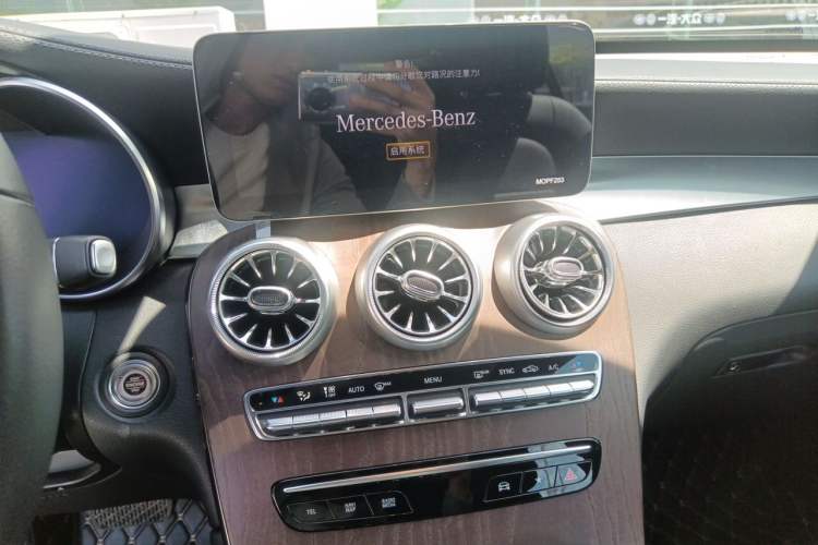Used Mercedes-Benz GLC 2020 Facelift GLC 260 L 4MATIC Luxury Edition