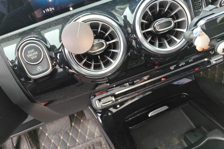 Used Mercedes-Benz A-Class 2021 A 200 L Sport Sedan Fashion Model