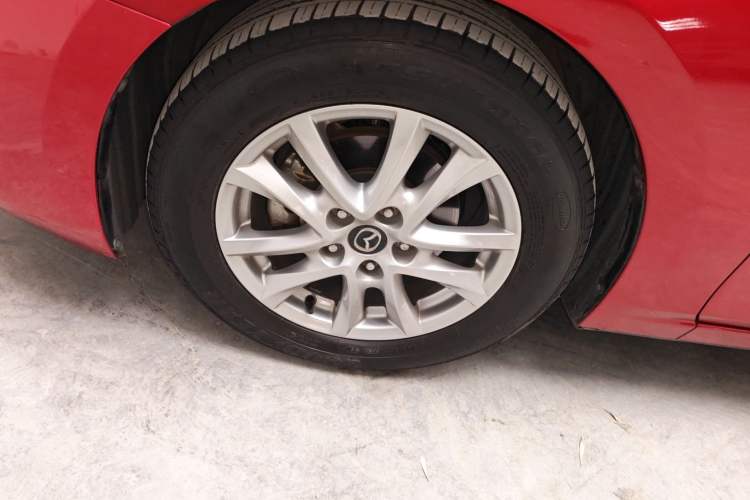 Used Mazda Mazda 3 Axela 2017 Hatchback 1.5L Automatic Luxury Model Emission Standard China V