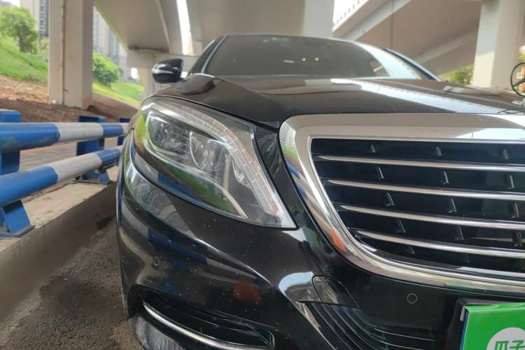 Used Mercedes-Benz S-Class 2014 S 320 L Business Model Right Front Headlight