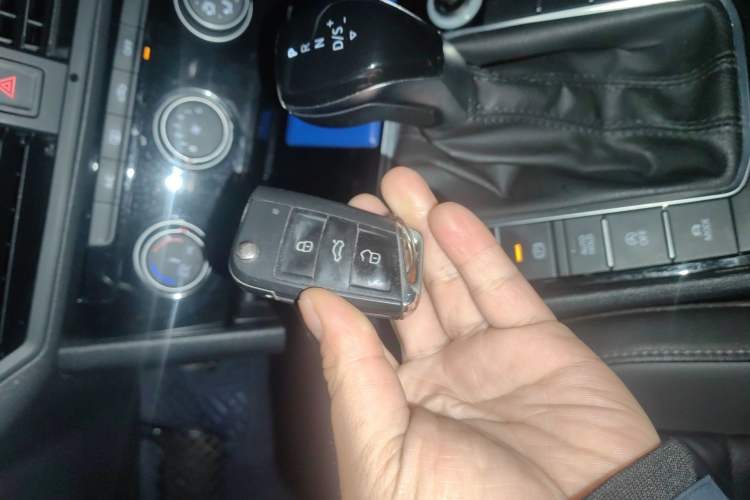 Used Volkswagen Sagitar 2020 200TSI DSG Comfort Version China VI Standard
