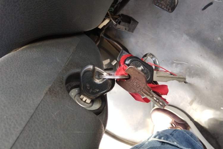 Used Wuling Zhiguang 2008 1.0L Standard Version
