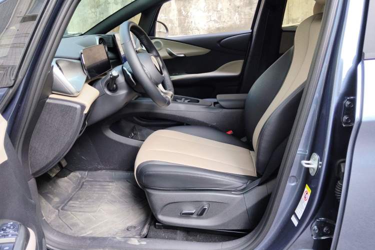 Used BYD Dolphin 2025 Intelligent Driving Version 410 km Fashion Edition