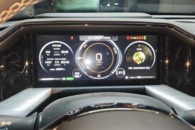 Used GAC Trumpchi GS8 2022 Double-Energy Series 2.0TM Four-Wheel Drive Premium Edition (7 Seats) Instrument Cluster