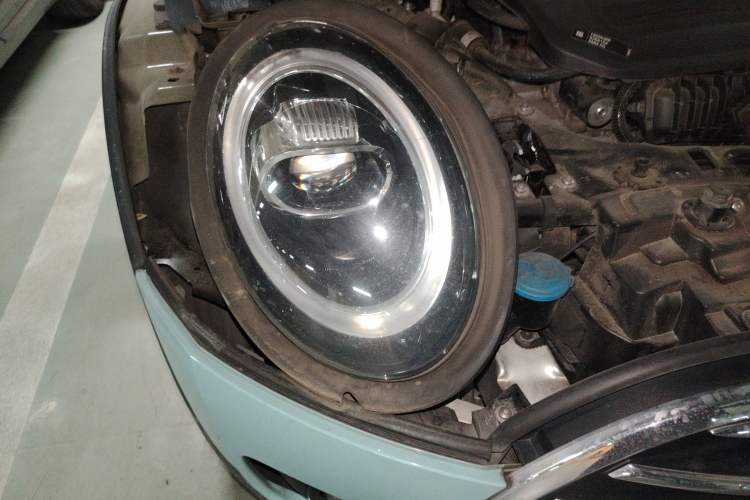 Used MINI Clubman 2019 1.5T COOPER Right Front Headlight