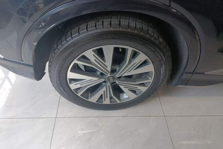 Used Audi Q4 e-tron 2022 40 e-tron Adventure Edition