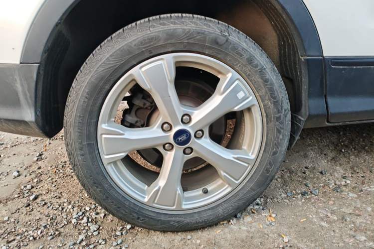 Used Ford Kuga 2018 EcoBoost 180 Two-Wheel-Drive Platinum Edition
