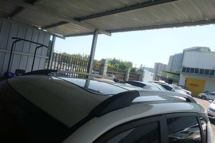 Used CHANGAN CS35 2016 1.6L Automatic Luxury Model China IV Standard Roof