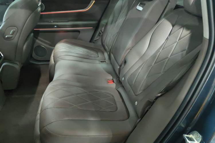 Used Hima AITO M9 2024 Range-Extended Ultra Version 52 kWh 5-Seater Model