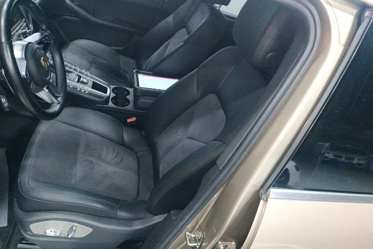 Used Porsche Macan 2014 Macan 2.0T
