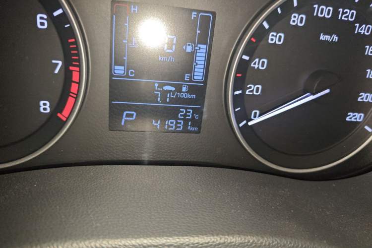 Used Hyundai ix25 2015 1.6L Automatic Two-Wheel Drive Smart GLS Trim