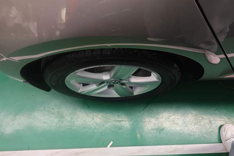 Used Volkswagen Golf 2017 1.6L Automatic Comfort Million-Vehicle Anniversary Edition