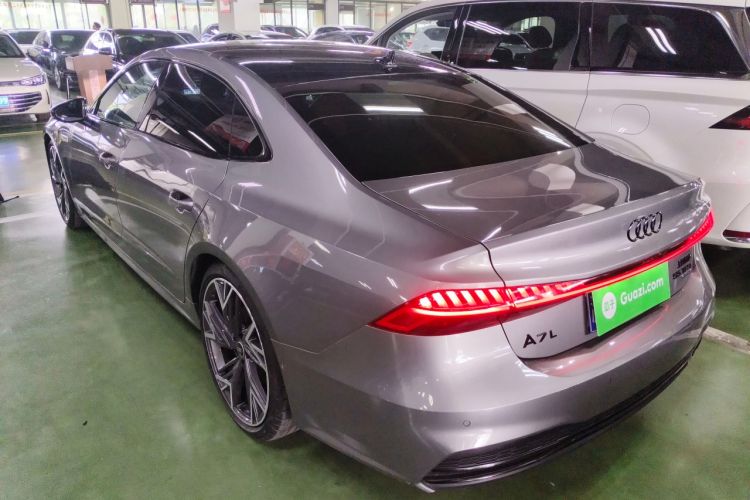 Used Audi A7L 2022 55 TFSI quattro S-line Zhiyuan Edition Obsidian Black Package