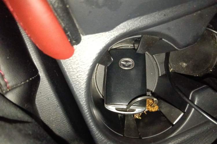 Used Mazda CX-5 2022 2.0L Automatic Two-Wheel Drive Comfort Version Vehicle Key