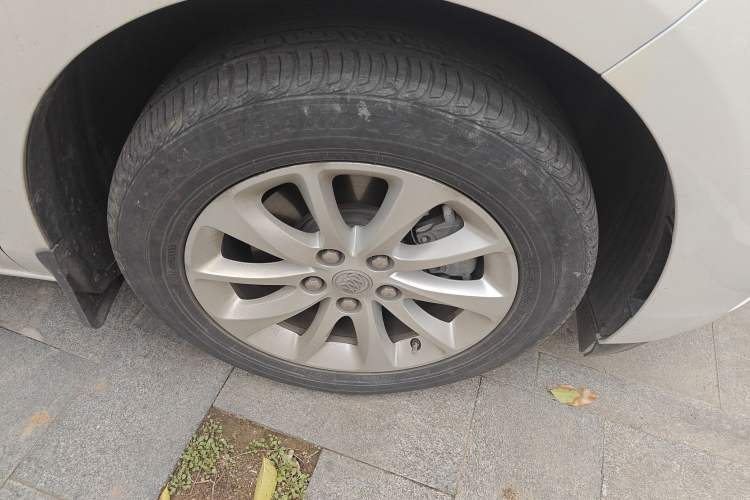 Used Buick GL8 2018 ES 28T Comfort Model China VI Standard
