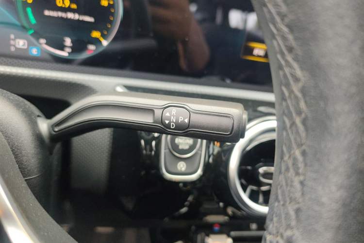 Used Mercedes-Benz A-Class 2022 A 180 L Sport Sedan Gear Lever