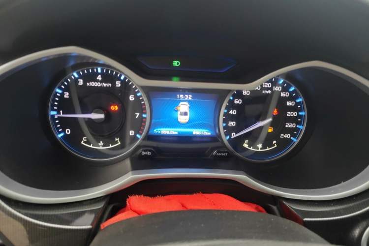 Used Geely Auto Emgrand 2015 Sedan 1.5L Manual - Top Trim Level
