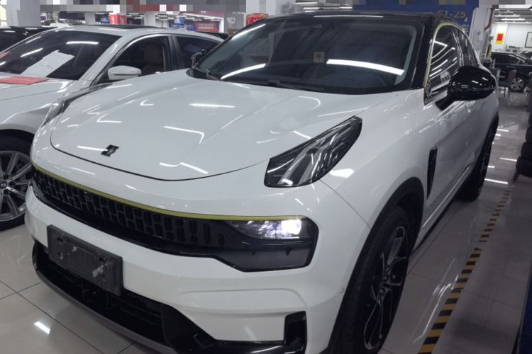 Used Lynk & Co 05 2020 2.0TD Two-Wheel Drive Shine Halo